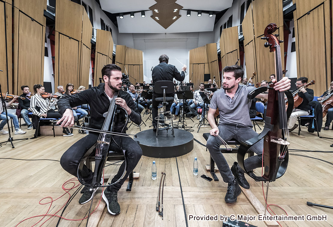 2CELLOS：2フェイシス